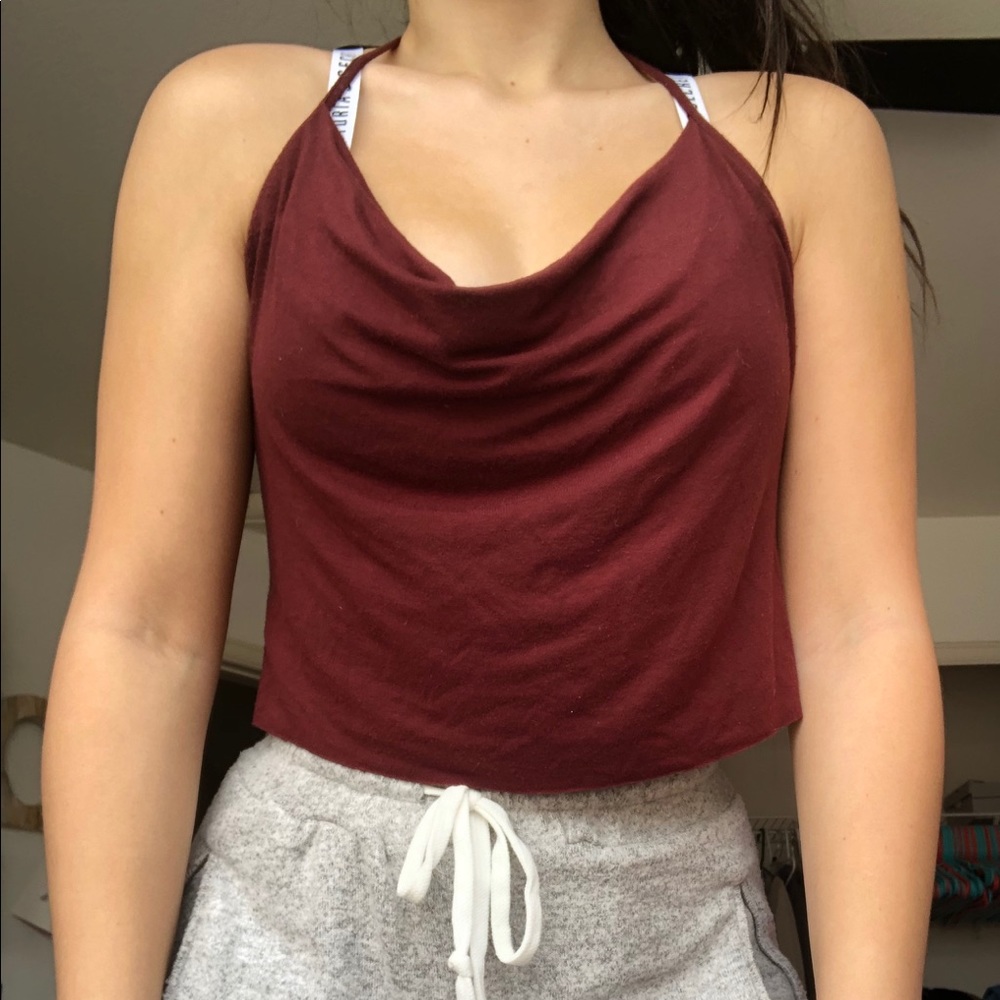 Maroon Open Back Flowy Crop